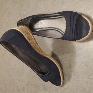 Life Stride Velocity shoes sz 7m